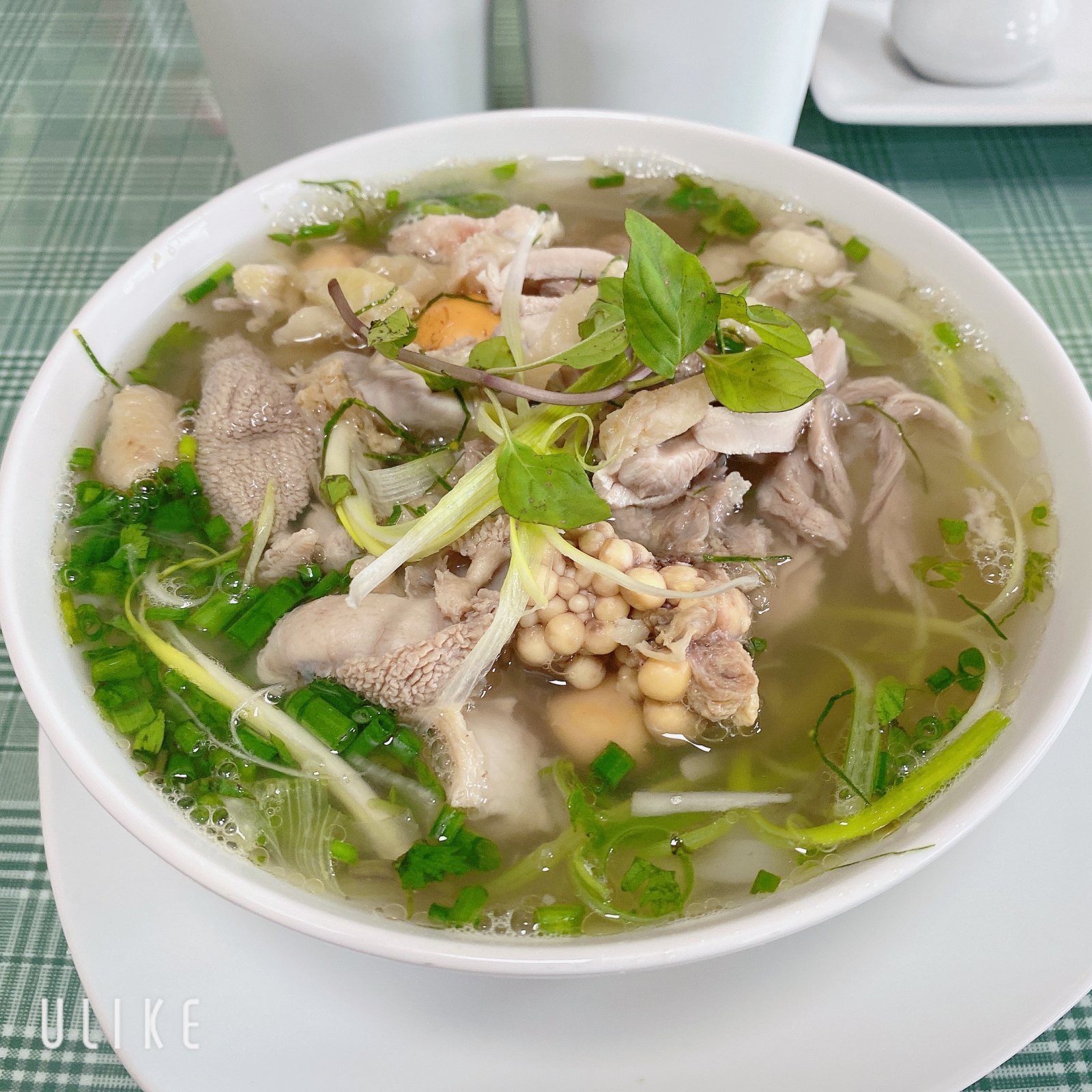 Phở gà tại quán phở ngon Đà Lạt