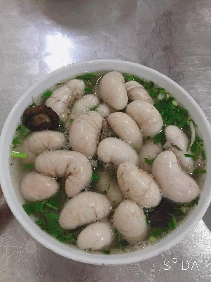 Phở ngọc kê tại quán phở ngon Đà Lạt